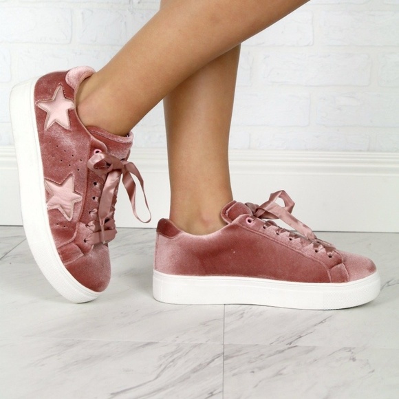 Rouge Helium Shoes - Helium Pink Velvet Laceup Sneakers